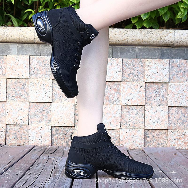 

High-top four-season new dance shoes, soft-soled mesh breathable square dance shoes, jazz dance shoes, medium heel adult dance shoes 41