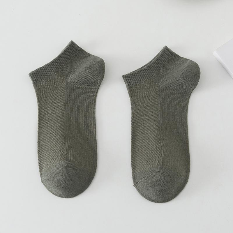 Men's Summer Style Thin Pure Color Breathable Sweat Absorption Simple Shallow Mouth Short Tube Socks