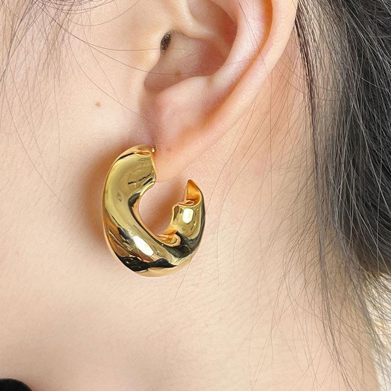Vintage Irregular Geometric C Shape Chunky Hoop Earrings For Women Fashion Circle Round Tube Huggie Hoops Stacked Ear Jewelry