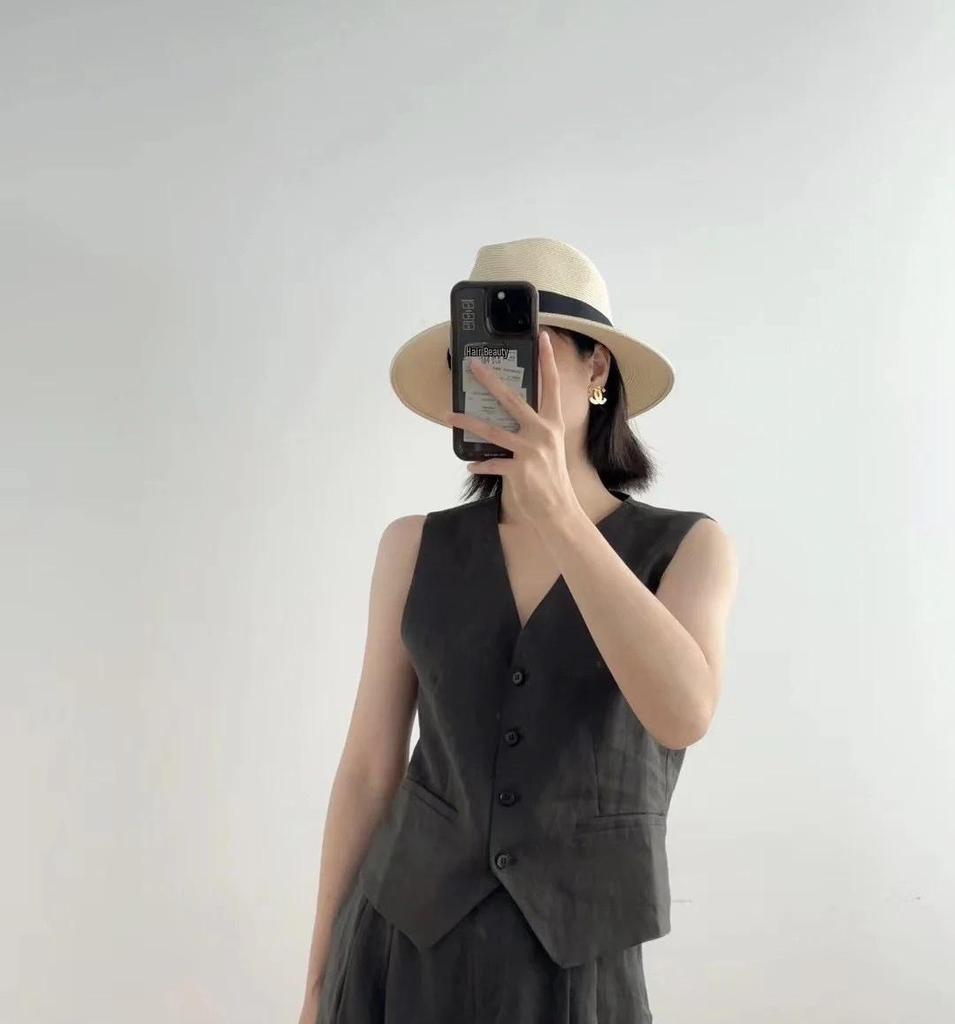 2024 Korean V-Neck Linen Slim Vest: Summer Sleeveless Single-Breasted Top