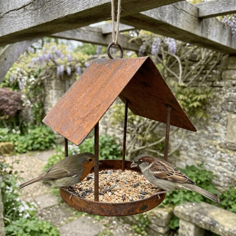 Iron Hanging Bird Feeder Hut Shape Bird Food Container Durable Hummingbird Feeder  Yard