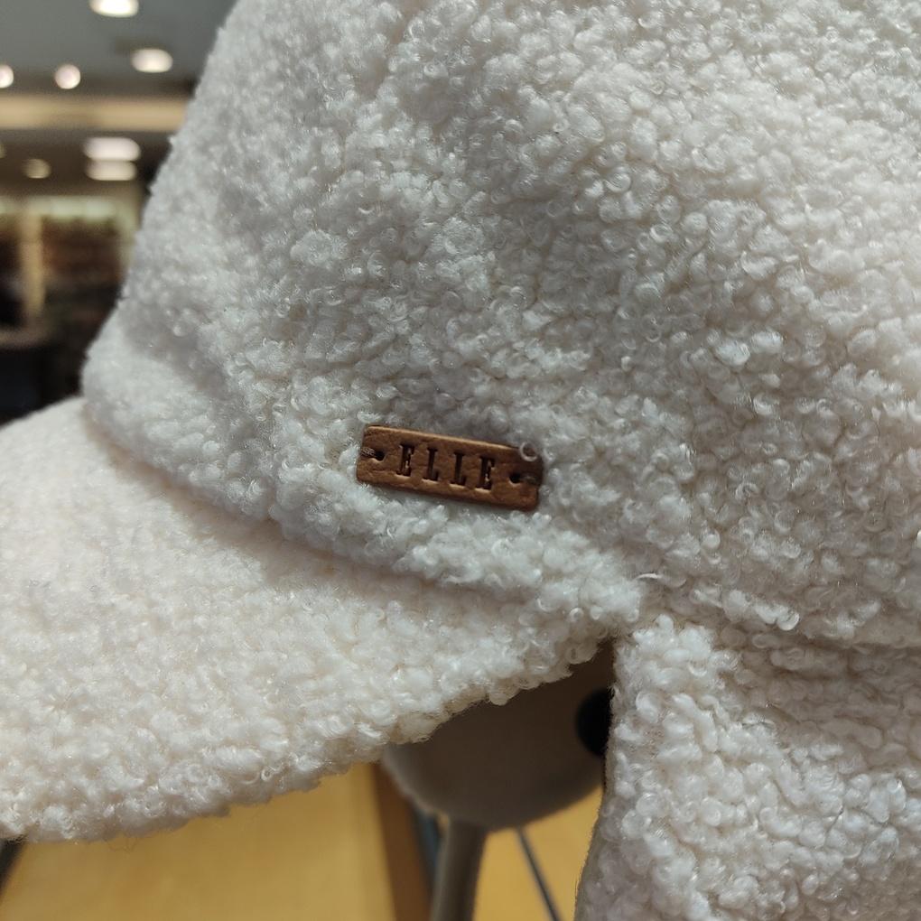 capten Elle (Authentic) Poggle Grasshopper Earmuffs Cap ELC6UCW013