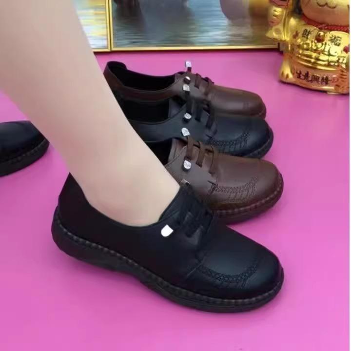 Super miękkie skórzane buty dla mamy podeszwa z ścięgna wołowego buty damskie buty dla mamy miękka podeszwa miękka powierzchnia antypoślizgowe codzienne wszechstronne dla kobiet w średnim i starszym wieku s