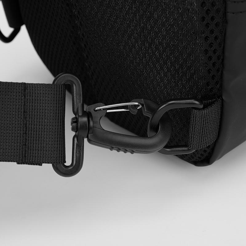 Men's Chest Bag Multi-functional Outdoor Crossbody Bag Water-repellent Shoulder Bag