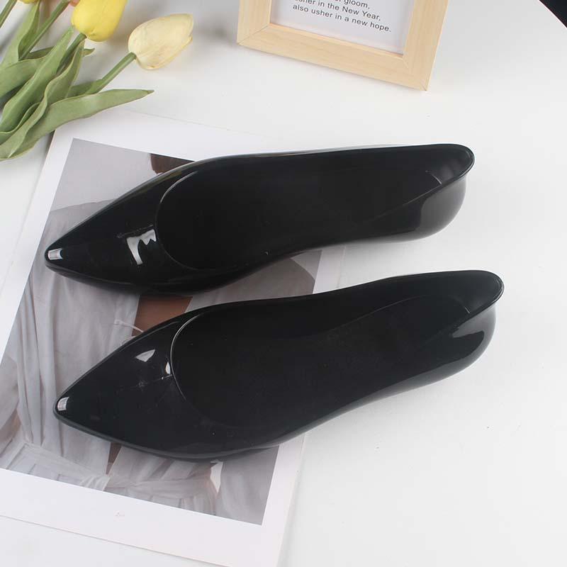 Yuzhihao Women's Summer Pointed Toe Slip-on Sandals - Closed Heel, Low-Cut Flats