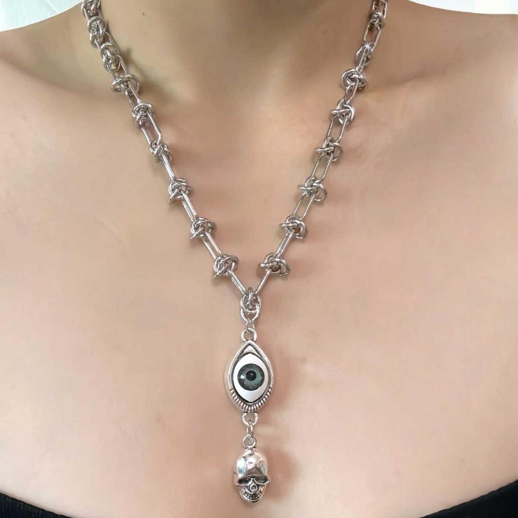 Gothic Devil's Eye Skull Pendant Necklace – Trendy Unisex Jewelry