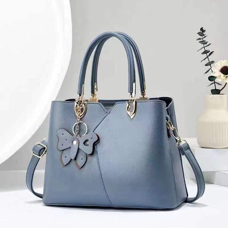 

Stylish Versatile Bucket Bag For Women With Chic Design And Spacious Interior Blue