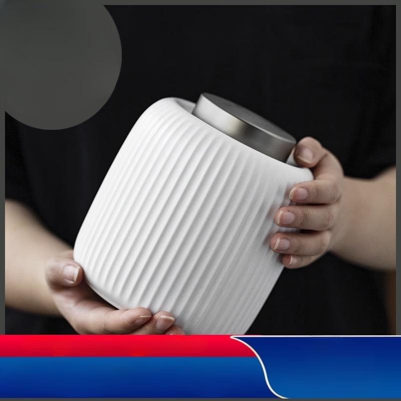 Yipan Ceramic Tea Storage Jar