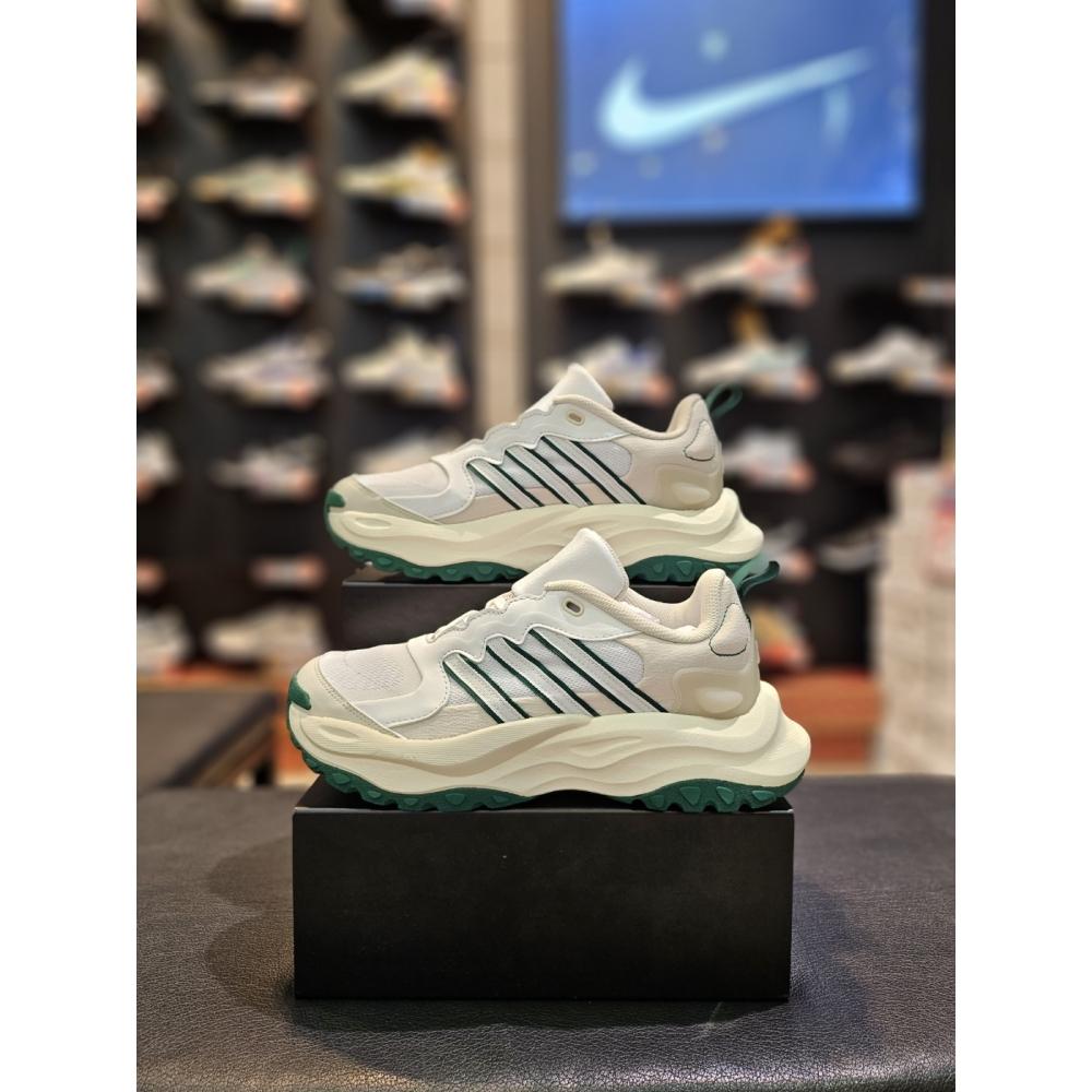 

adidas [adidas] unisex sneakers Max Wavy IF8748