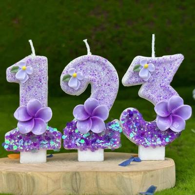 Topo de bolo com vela de aniversário, decoração criativa com números 0 a 9, flores de vela, velas digitais, festa de aniversário de menina