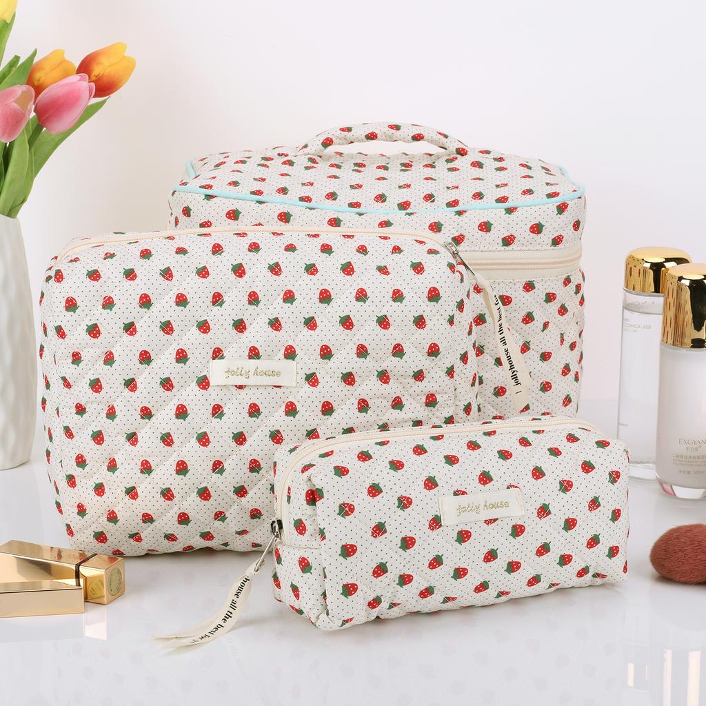 3 Stück Make-up-Tasche mit Reißverschluss Gesteppt Reise-Make-up-Beutel Niedlicher Make-up-Organizer Aufbewahrungstasche Große Kapazität für Frauen und Mädchen