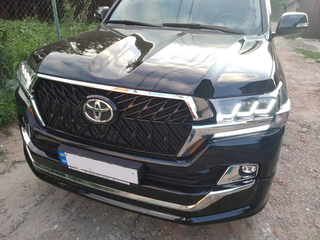 Grid 2016-2021 (TRD) for Toyota Land Cruiser 200