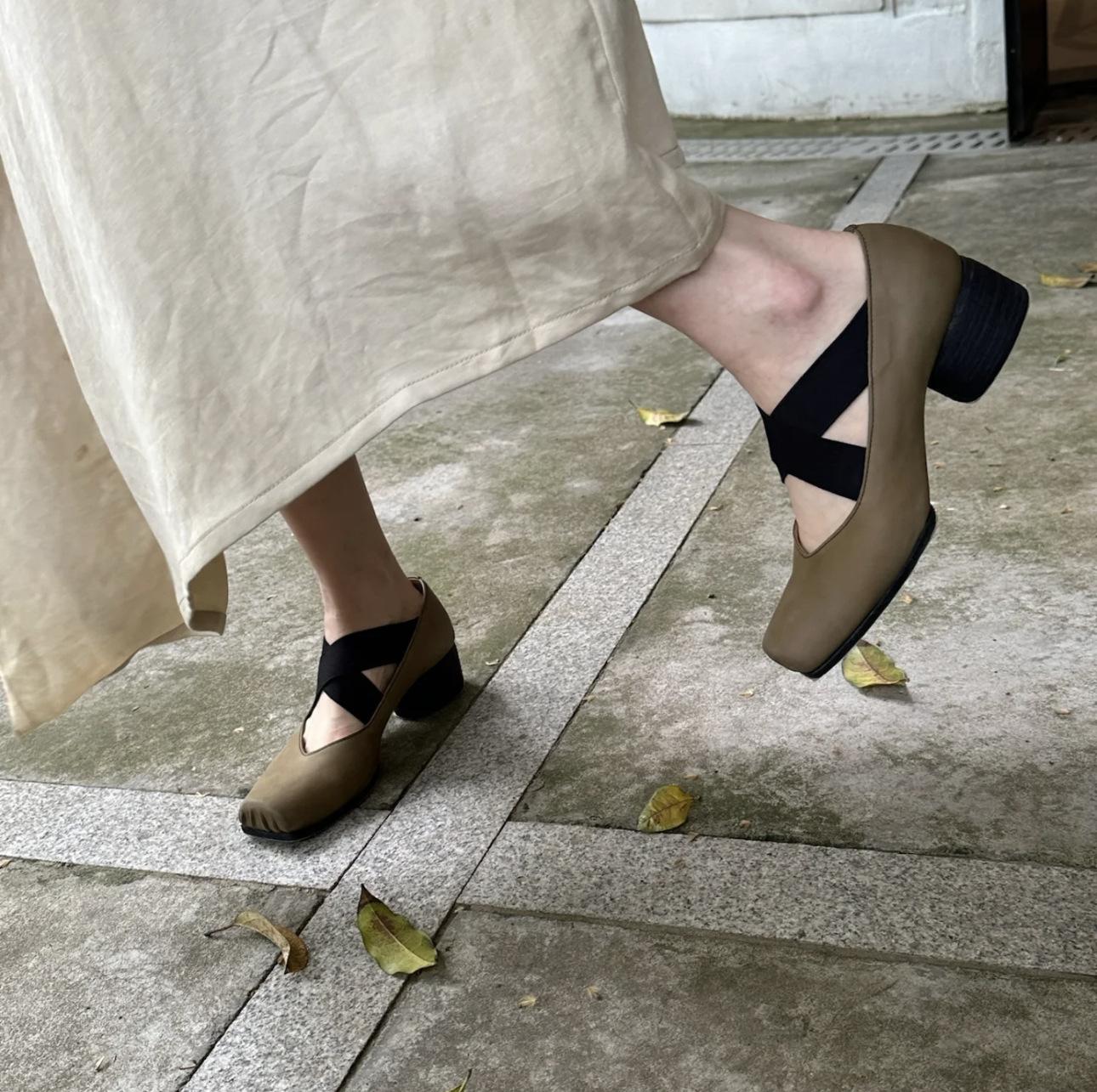 

Cowhide version~ niche thick heel leather Mary Jane single shoes women s spring British style small leather shoes ballet shoes high heels 40