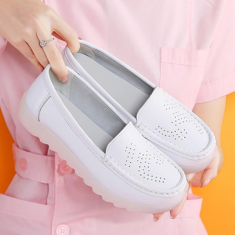 New Nurse Shoes for Women Soft-soled Anti-slip Breathable Perforated and Odor-resistant Flat Shoes