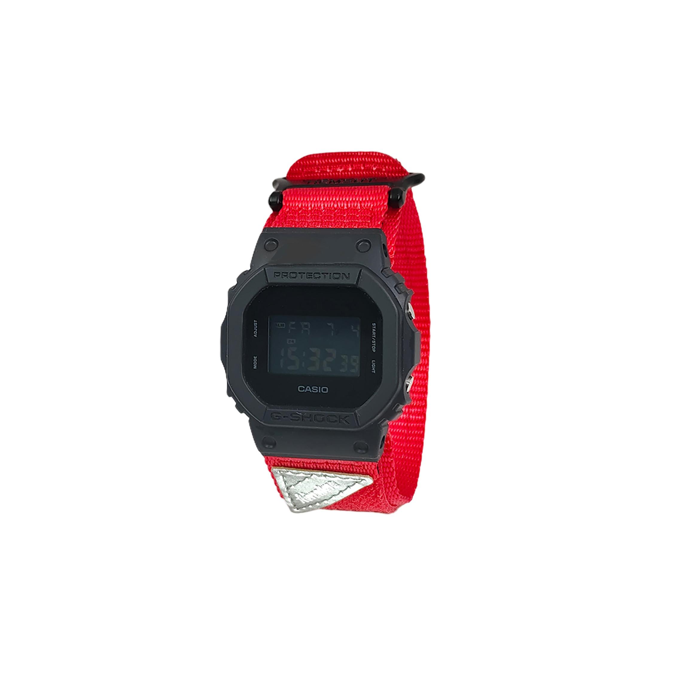 

CASIO Custom Collection Quartz Movement Nylon Strap Watch Men s Watches Black Dial DW-5600UBB-1(Watch1100--) Red Strap