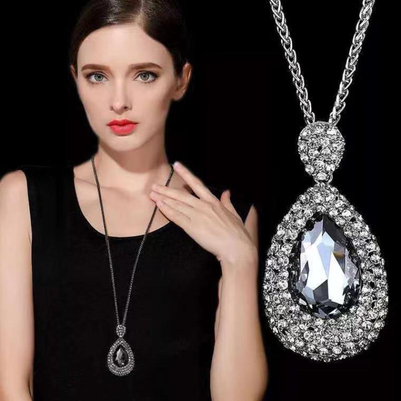 Vintage Long Chain Pendant Necklace For Women Fashion Gray Water Drop Crystal Sweater Chain Party Jewelry Gift