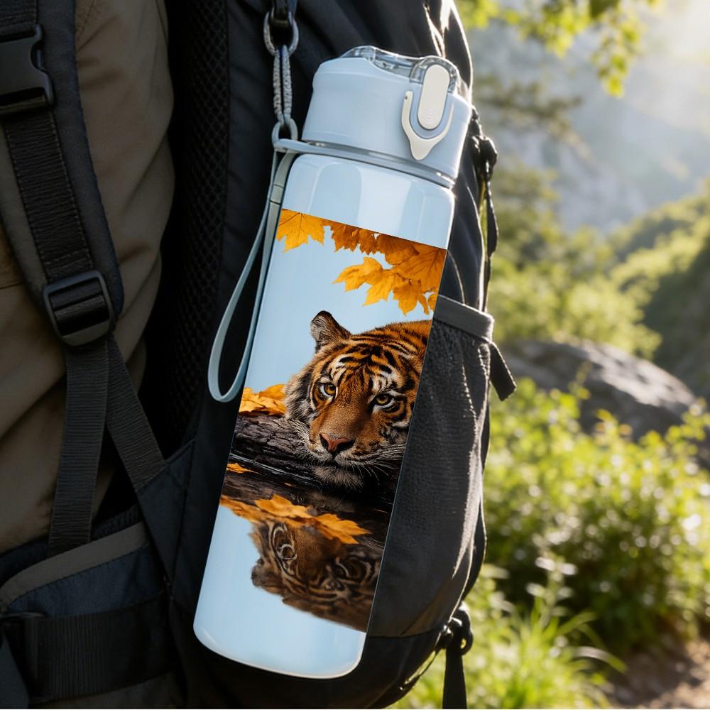 1PC Tiger On Golden Lake Sunset Scene Print 750ml Color Plastic Sports Water Bottle Leakproof Flip Straw Lid Suitable for Sports Office Home Use