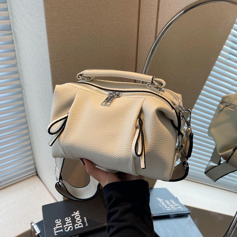 

Bag Women Pu Leather Crossbody Handbag With Puckered Design For Daily Use белый