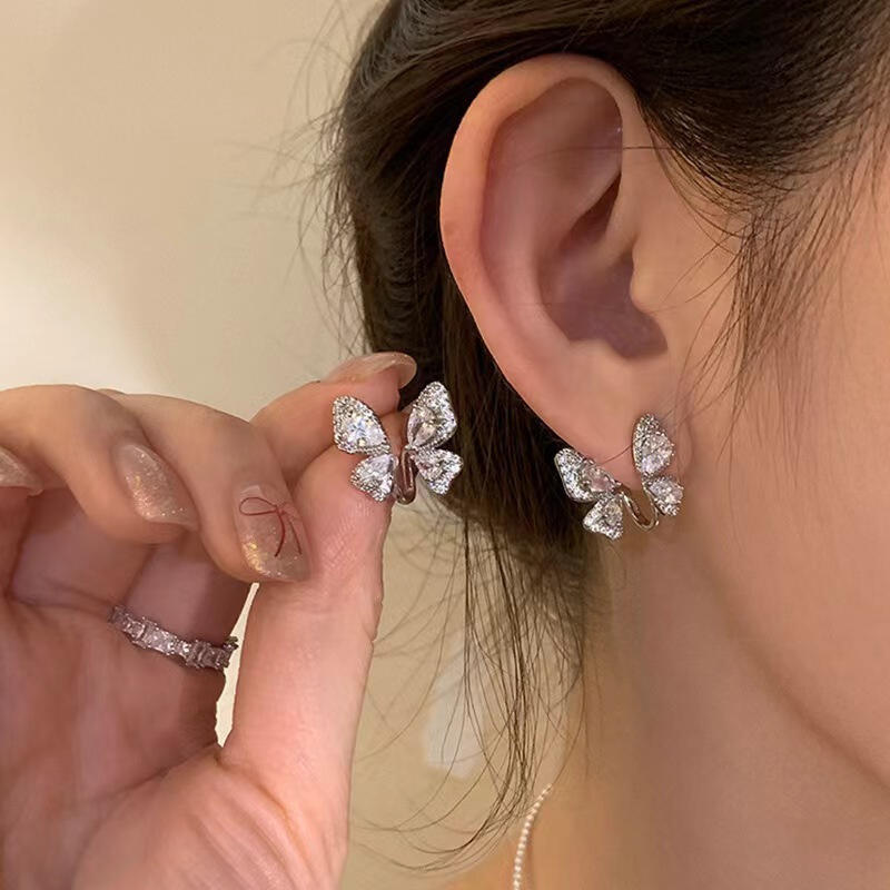 Boucles d'oreilles papillon en zircon de luxe uniques élégantes en strass brillantes pour femmes bijoux d'oreille charm tendance cadeaux