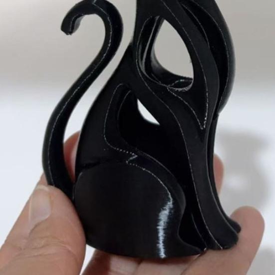 DYS 3D Printed Hollow Cat Figurine, Modern Black White Kitten Statue, Artistic Animal Sculpture Desk Decoration, Gift for Lovers