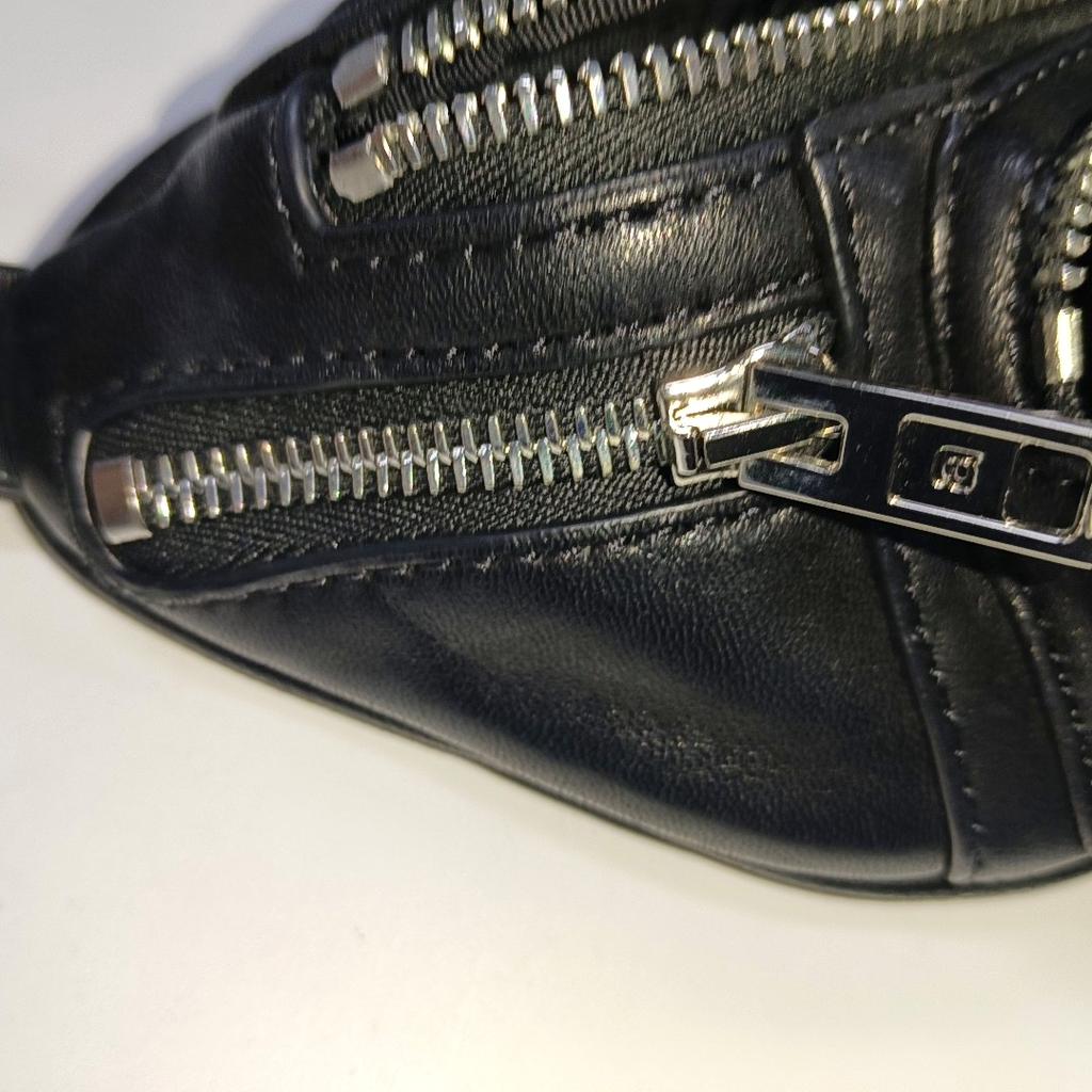 [Gebraucht] Schwarze Lammleder Mini-Hüfttasche - Sehr Gut #6OZCZM