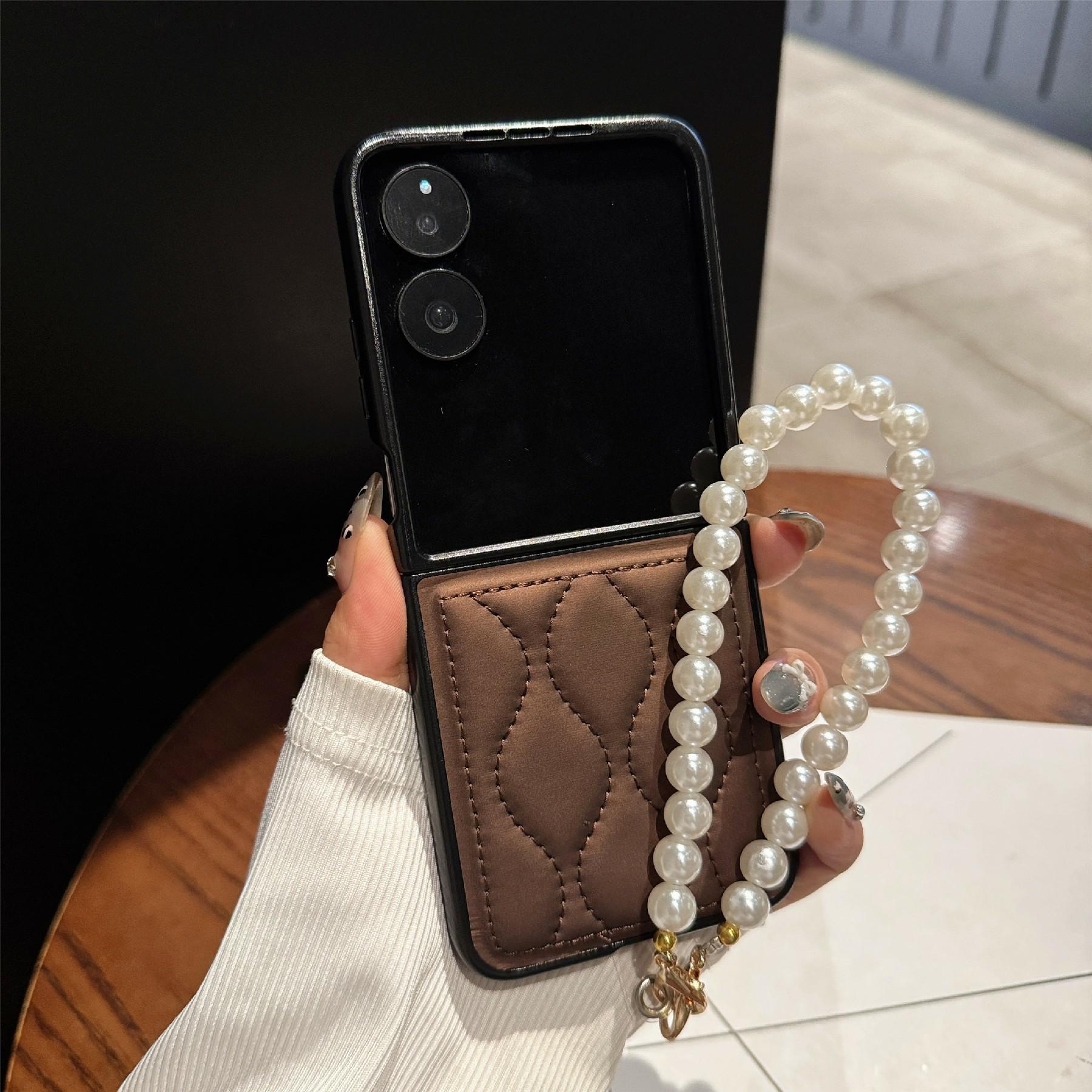 

For Xiaomi Mix Flip 2 Ripple Puffer PU PC Case Foldable Phone Cover with Pearl Bracelet