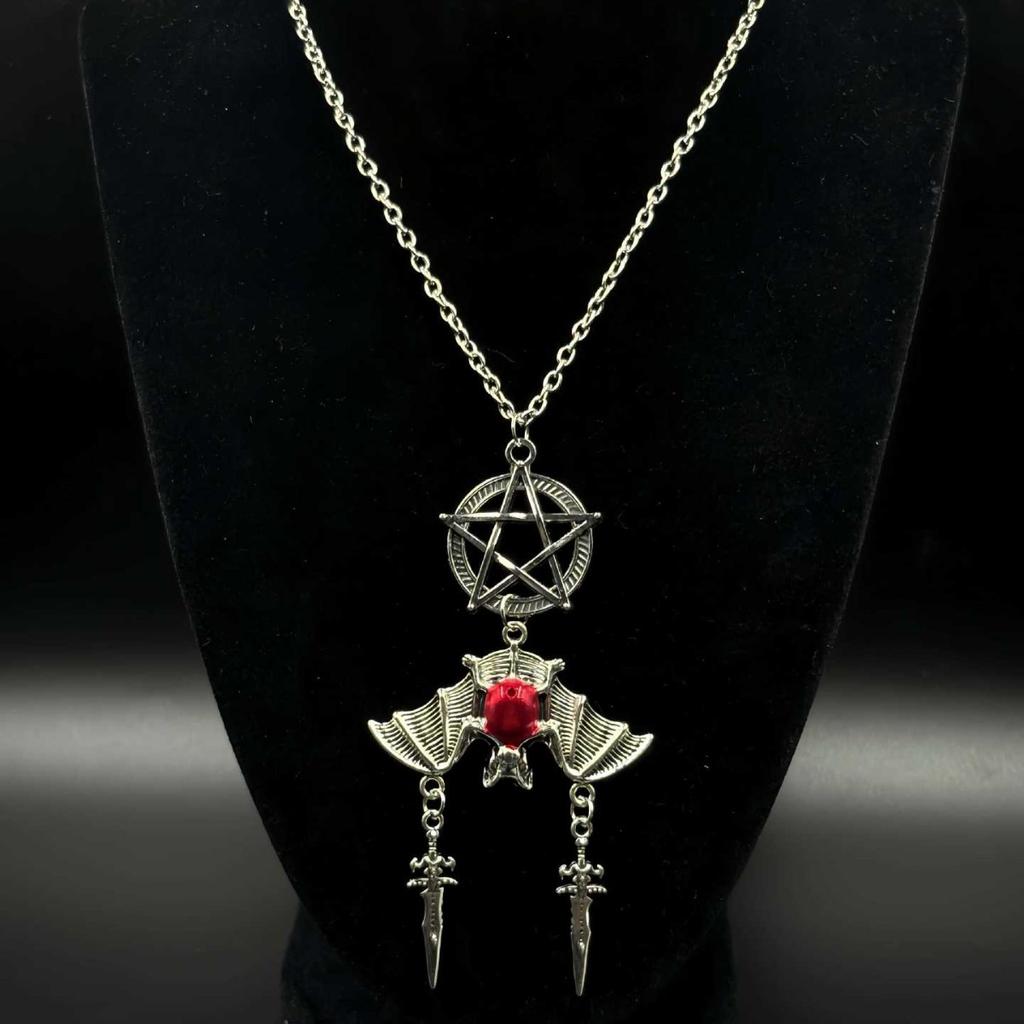 Gothic Style Y2K Personalized Creative Star Bat Demon Sword Pendant Women's Necklace, Suitable for Daily Wear