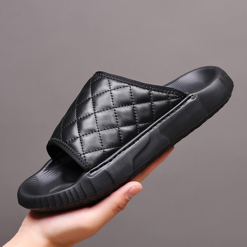 The first layer of sheepskin summer new men's slippers leather fashion wear sandals men's beach shoes one-word men's shoes