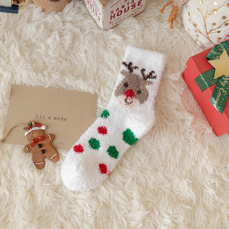 Christmas Gifts: Coral Fleece Socks for Men and Women, Mid-calf, Christmas Eve, Autumn and Winter Couples, Red Long Stockings
