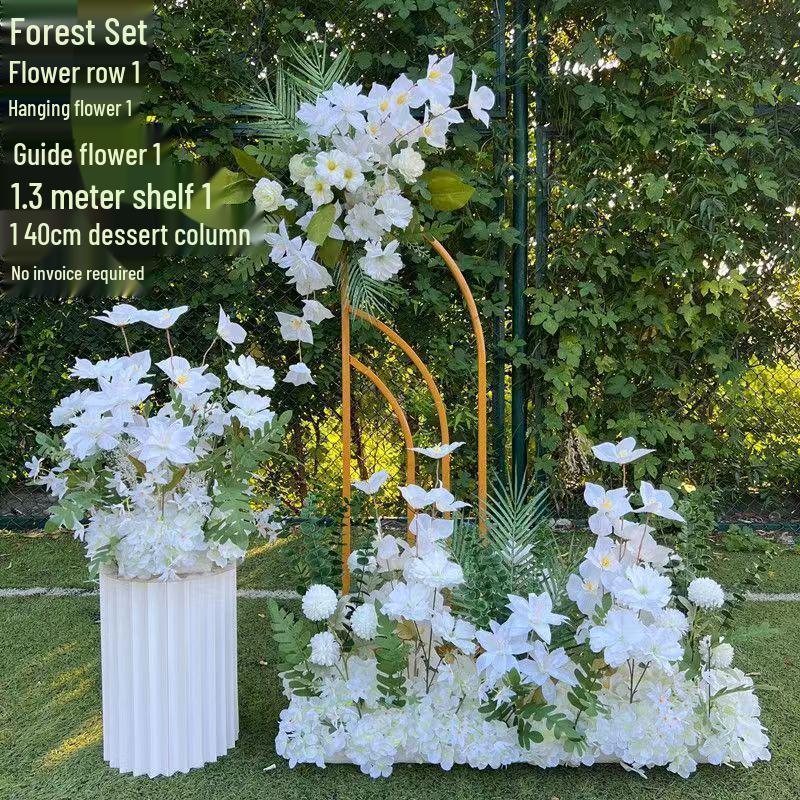 Künstliche Blumendekorationen für den Hochzeitsgang & die Bühne