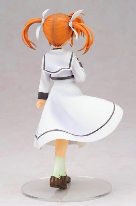 Magical Girl Lyrical Nanoha The MOVIE 1st Takamachi Nanoha Uniform Scale PVC Ver. (1/7 Pre-painted Figure)