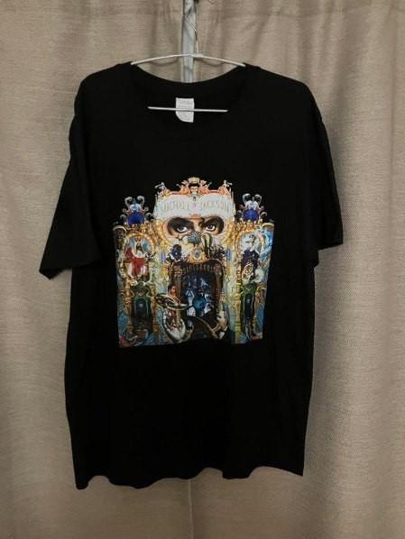 

Винтажная перекрашенная футболка с принтом Michael Jackson Dangerous Tour Поп-культура Унисекс S