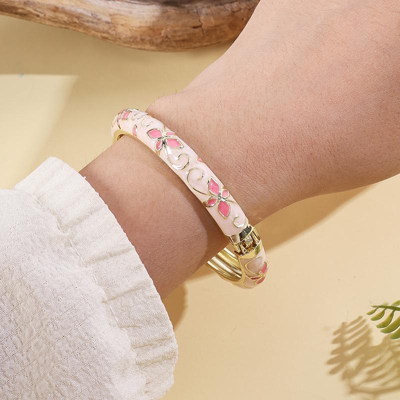 Flower Pattern Enamel Cloisonne Bracelet For Women Retro Gold Color Plated Bangles for Girls Women Jewelry Gifts