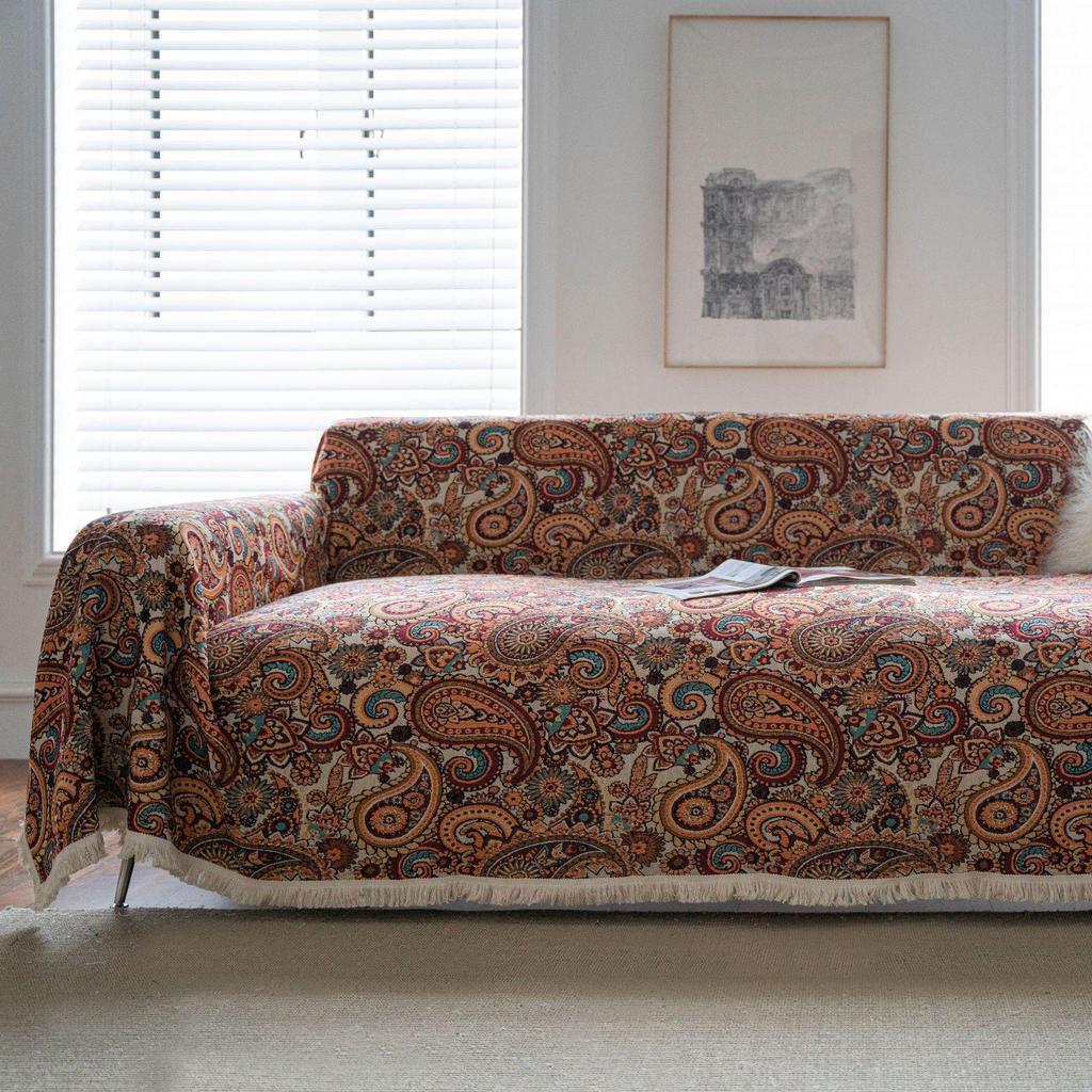 American Retro Non-Slip Stain-Resistant Jacquard Tassel Sofa Cover