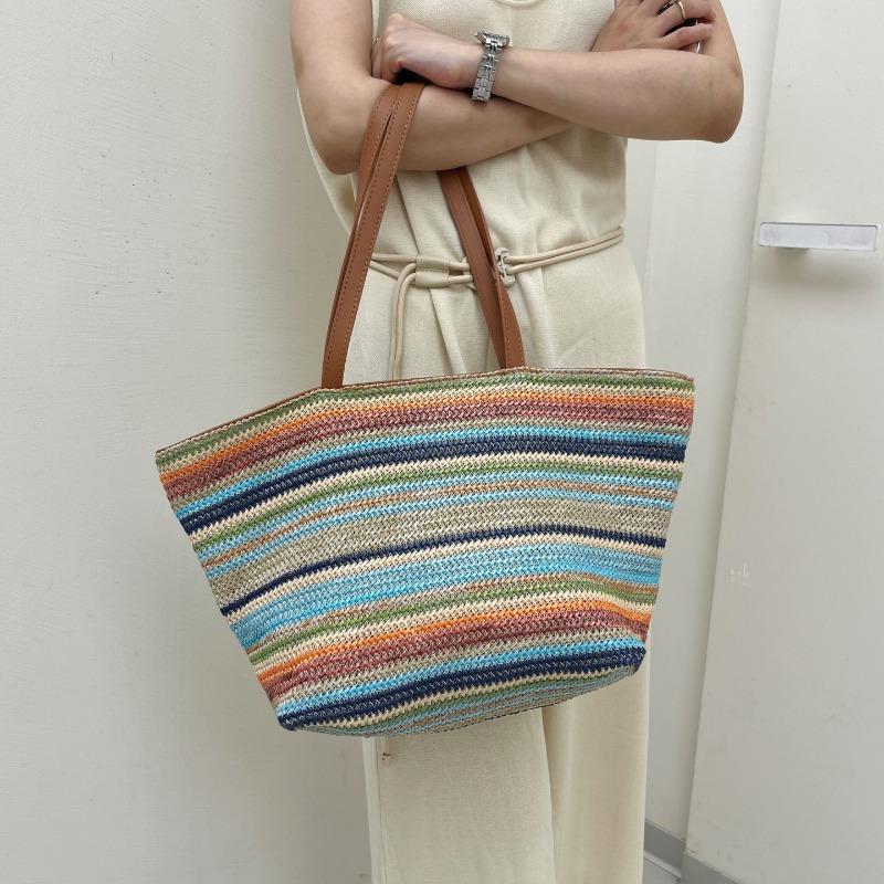 Torba typu tote pod pachę to modna, prosta, pojemna, wysokiej klasy tkana torebka do ręki na ramię.