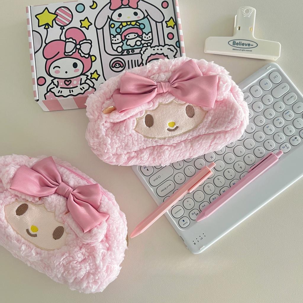Sanrio Plush Lamb Piano Pencil Case for Girls, Cute Large Capacity Cartoon Stationery Bag, High Beauty Makeup Bag Kawaii Bag