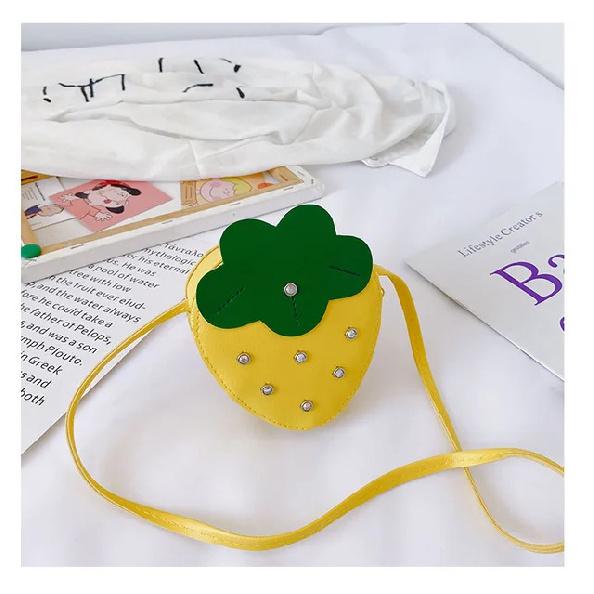 Nuova borsa per bambini Cartone animato Principessa Ragazza Bambina carina Borsa a tracolla a forma di fragola Moda Borsa per bambine straniere Regalo di Natale