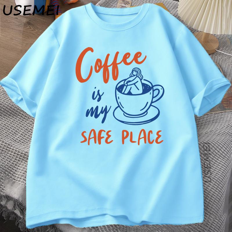 

Coffee Is My Safe Place Comfort T Shirt Women Funny Retro Coffee Graphic Tee Aesthetic T-shirt High Quality Cotton Tshirt 4XL