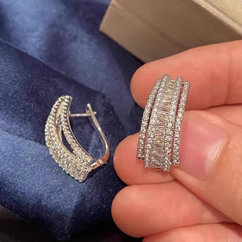 Huitan Aesthetic Hoop Earrings for Women Exquisite Trendy Elegant Shiny Cubic Zircon Accessories Fashion Versatile Party Jewelry