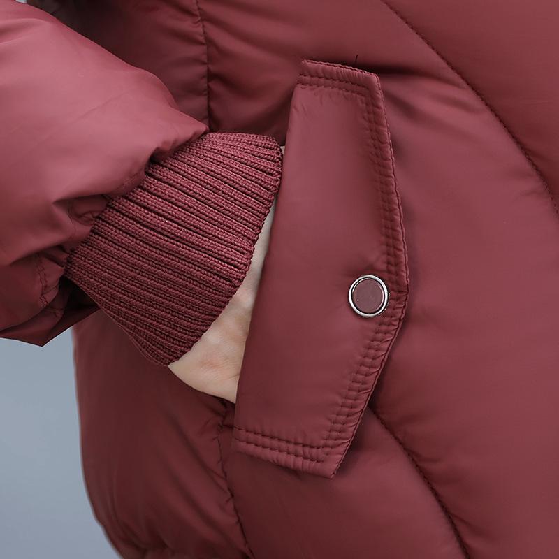 Women's Short Down Cotton Jacket 2025: Stylish Winter Outerwear for Middle-Aged and Elderly Mothers