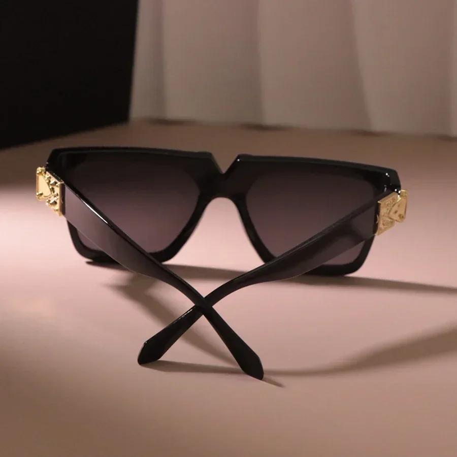 Classic Square Sunglasses Fashion Women Men Retro Stylish Glasses Casual Minimalist Female Male