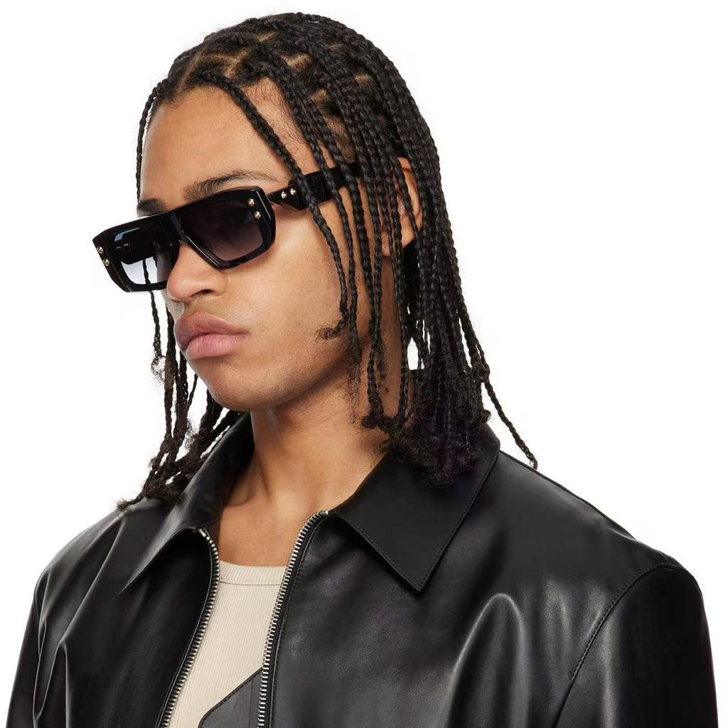Classic Rivet Designer Style Style Irregular Sun Glasses Glasses Ladies For Men Classic Sun Eyeglasses Punk Popular Big Spectacle Frame Frame