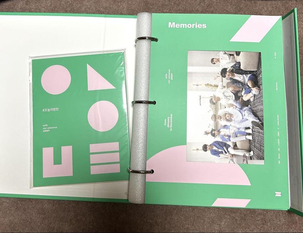 [USED] BTS Memories 2020 DVD with trading cards (Taehyung V)