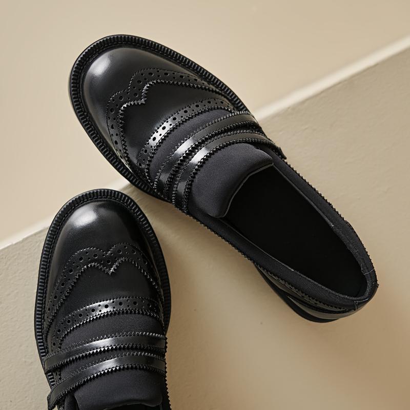 Fashion 2025 New Spring Women Shoes Round Toe Women Pumps Brogue Designs Shoes for Women Low Heel Loafers Ladies Shoes Oxford