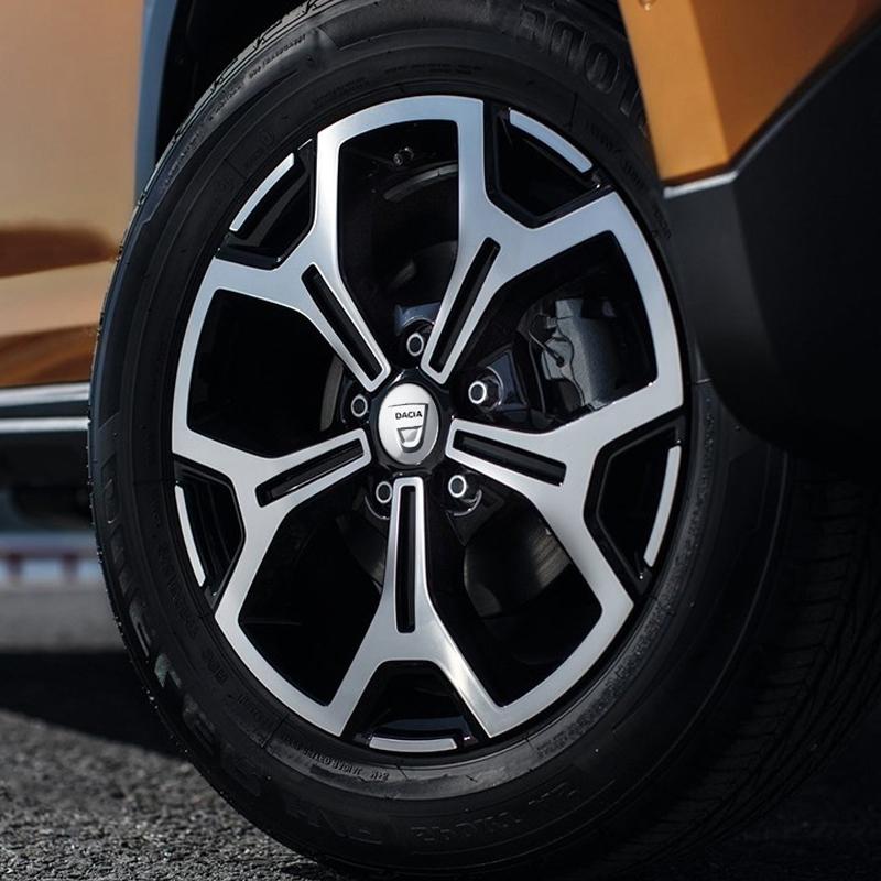 AAYE1 4pcs 56MM Car Wheel Center Cover Stickers Hub Cap Decal For Renault DACIA Fluence 2 Scenic Duster Logan Clio Trafic Zoe Duster