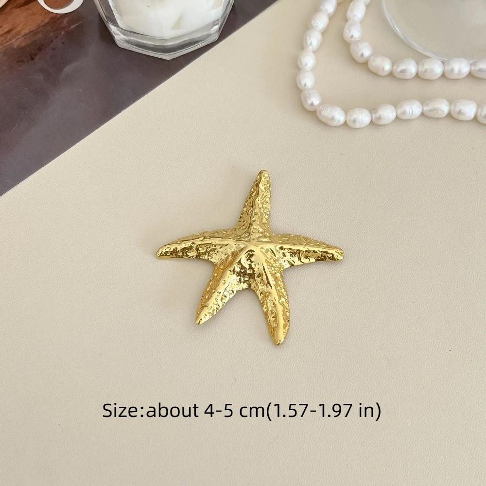 New Lobster Irregular Brooches Gold Plated Metal Geometric Brooches Glossy Finish Starfish Lapel Pins Clothes Decoration