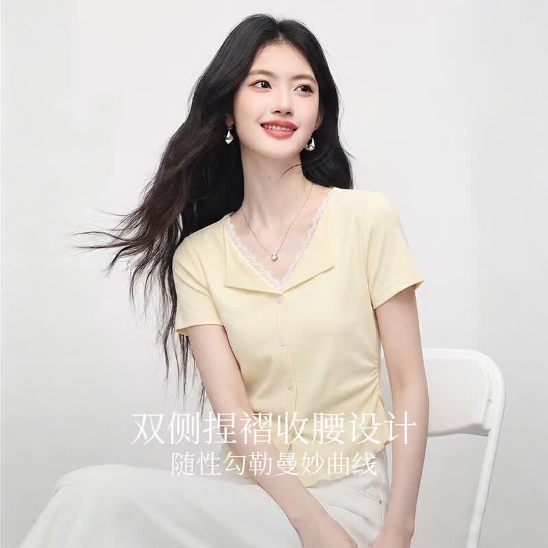 

Lace Patchwork V-Neck Short-Sleeve T-Shirt S