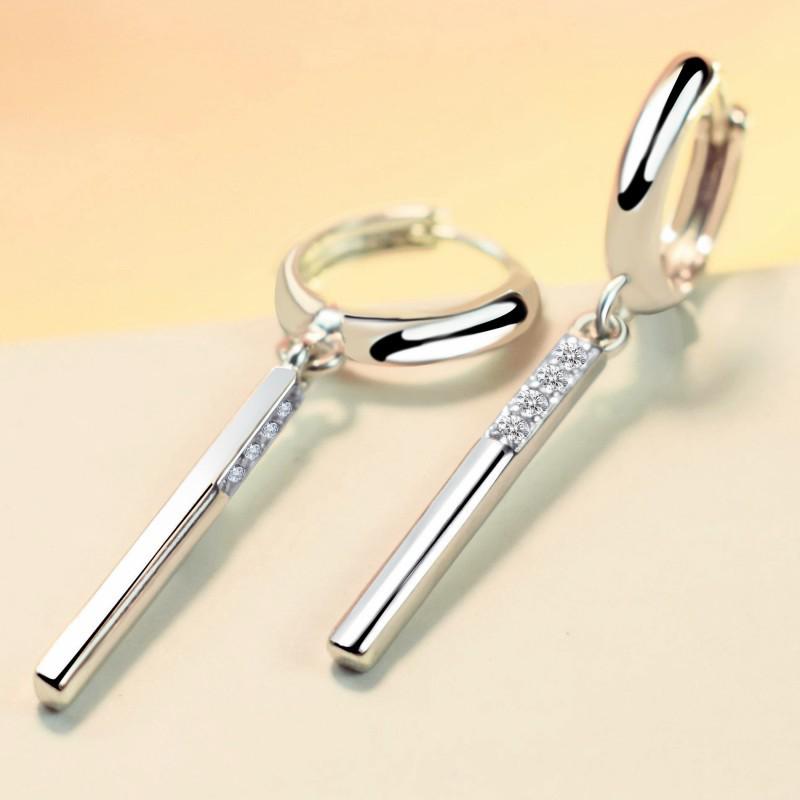 Morning Glow Elegant Korean Stud Earrings: Simple, Versatile Imitation Silver Ear Clips for Women