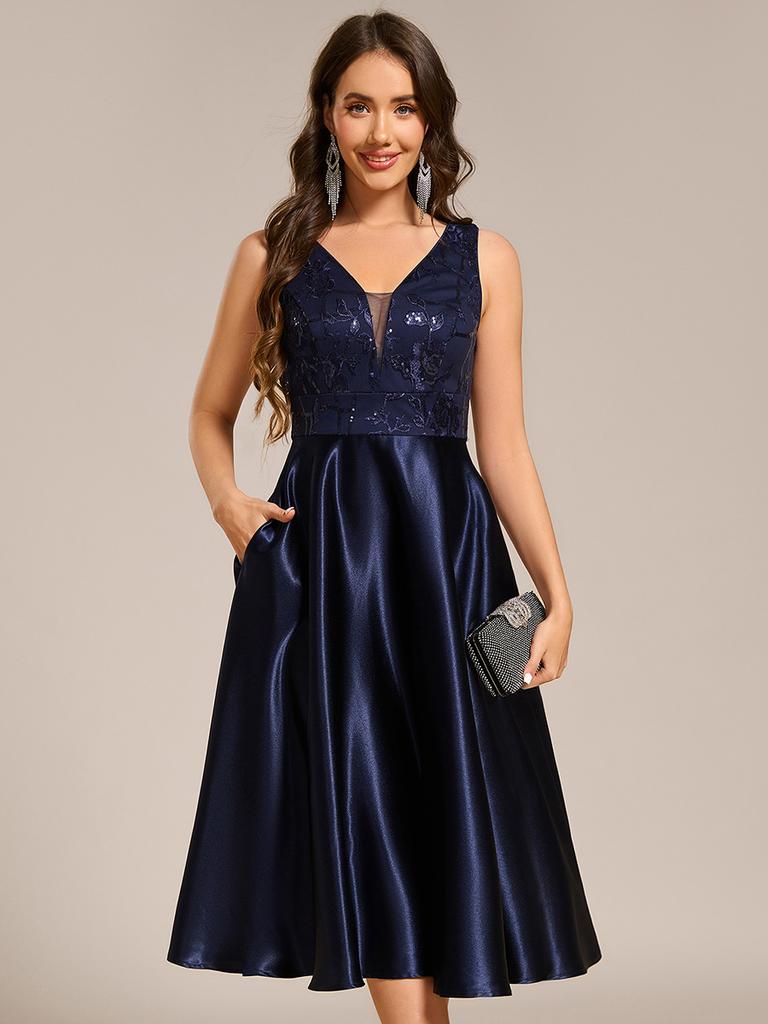 Ever-Pretty A-Linie Tiefer V-Ausschnitt Pailletten Satin Ärmellos Midi-Länge Hochzeitsgastkleid