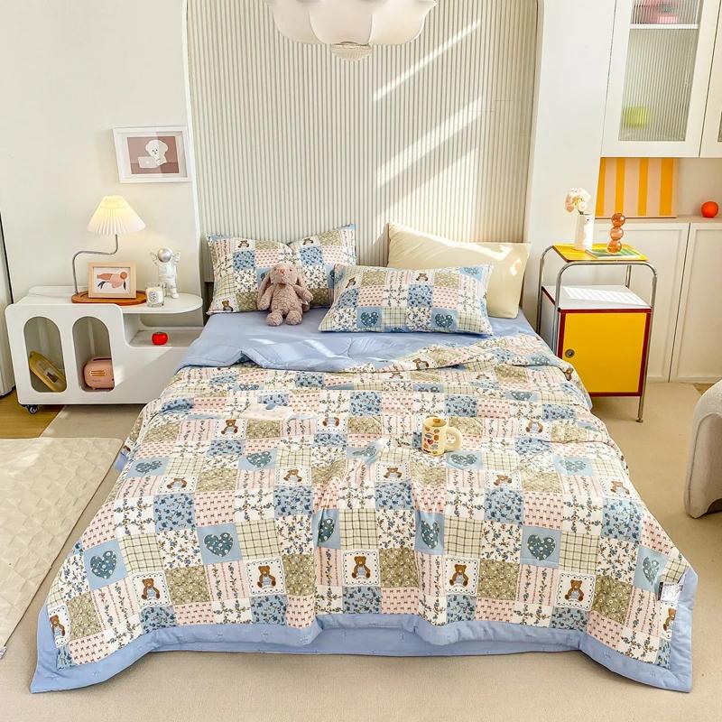 Fresh Floral Quilt 100% Cotton Flowers Print Air Conditioning Quilted Quilt Soft Breathable Lightweight Multifunction Blanket